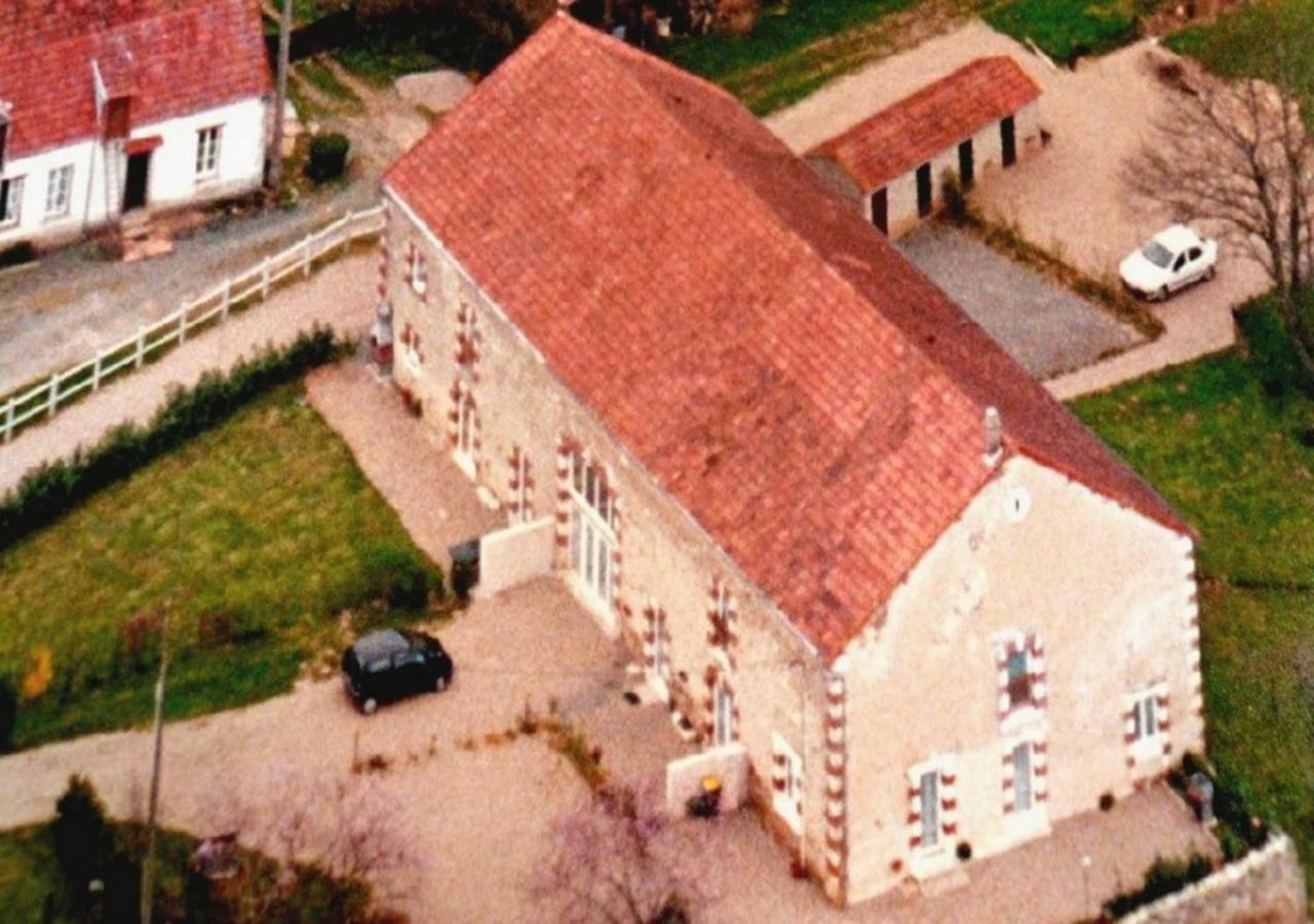 Logis De Chezelles Acomodação com café da manhã Sidiailles Exterior foto